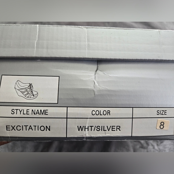 Volatile Women's Excitation Lace-Up Fashion Sneaker, White - Size 8 - Picture 5 of 6